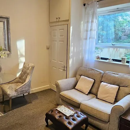Ivona Small Appartement Bristol